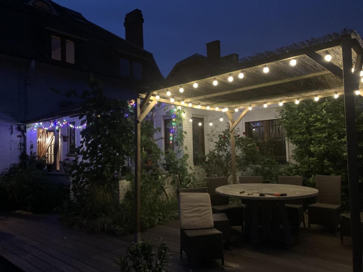 Gîte: À la courbe du fleuve Godinne Exterior foto