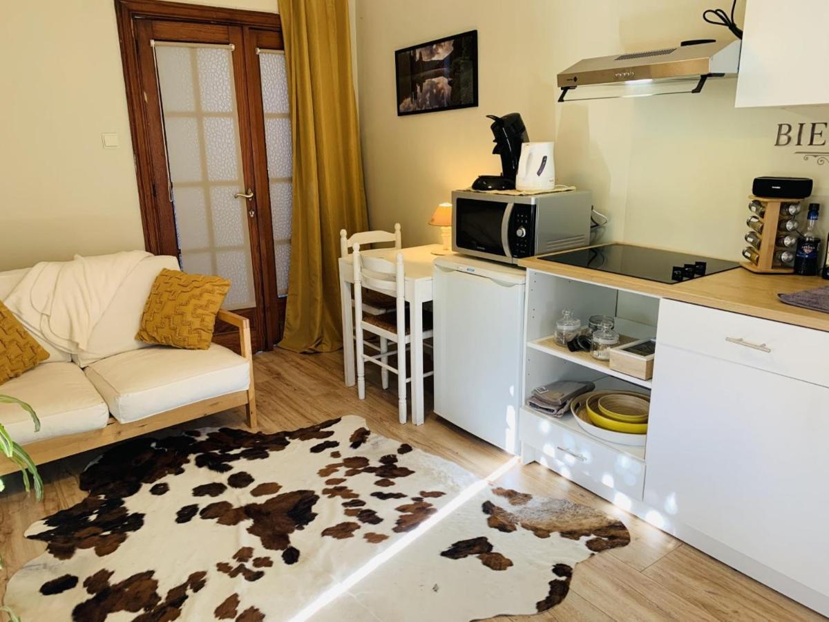 Gîte: À la courbe du fleuve Godinne Exterior foto